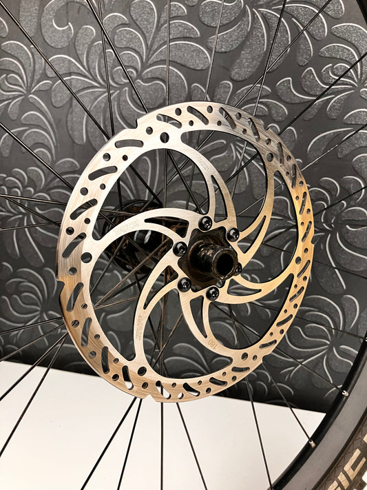 Koło tylne 27.5” | DT Swiss 350 + Single Speed + tarcza 180 mm + opona Schwalbe Magic Mary