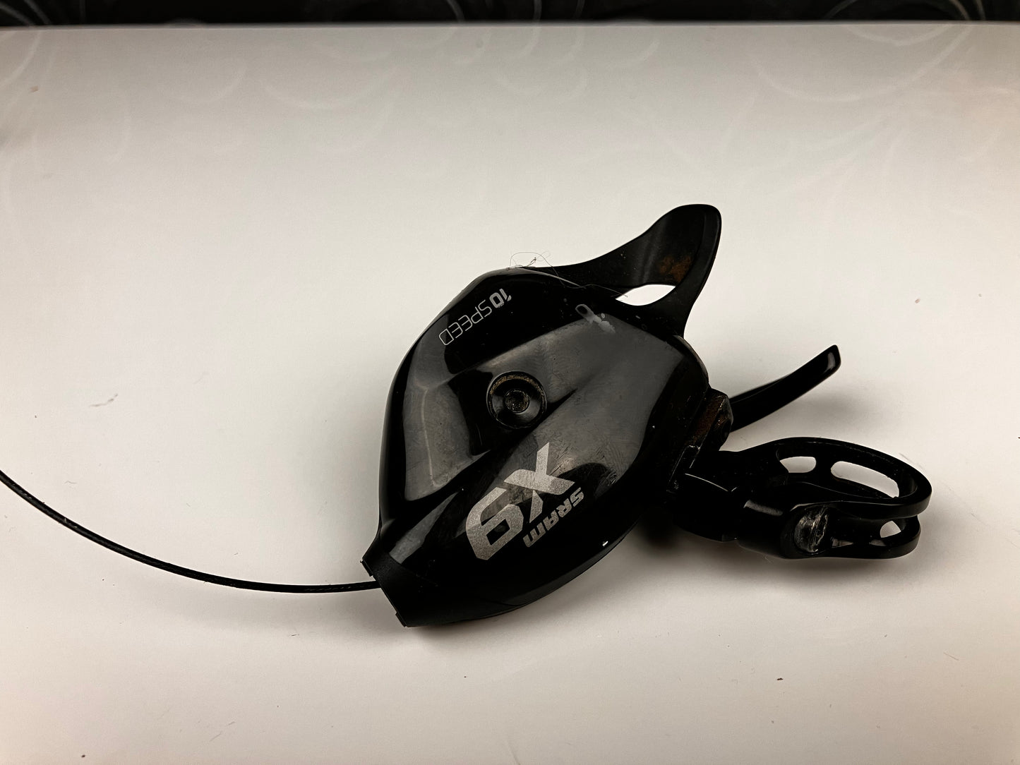 ⚙️ Manetki SRAM X9 10s + 3s – precyzyjna zmiana biegów, bardzo dobry stan! 🚴‍♂️