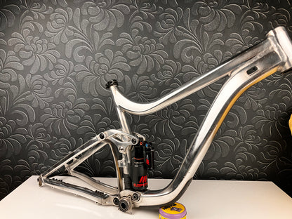 Rama GIANT REIGIN używana rozmiar L 27,5 z damperem