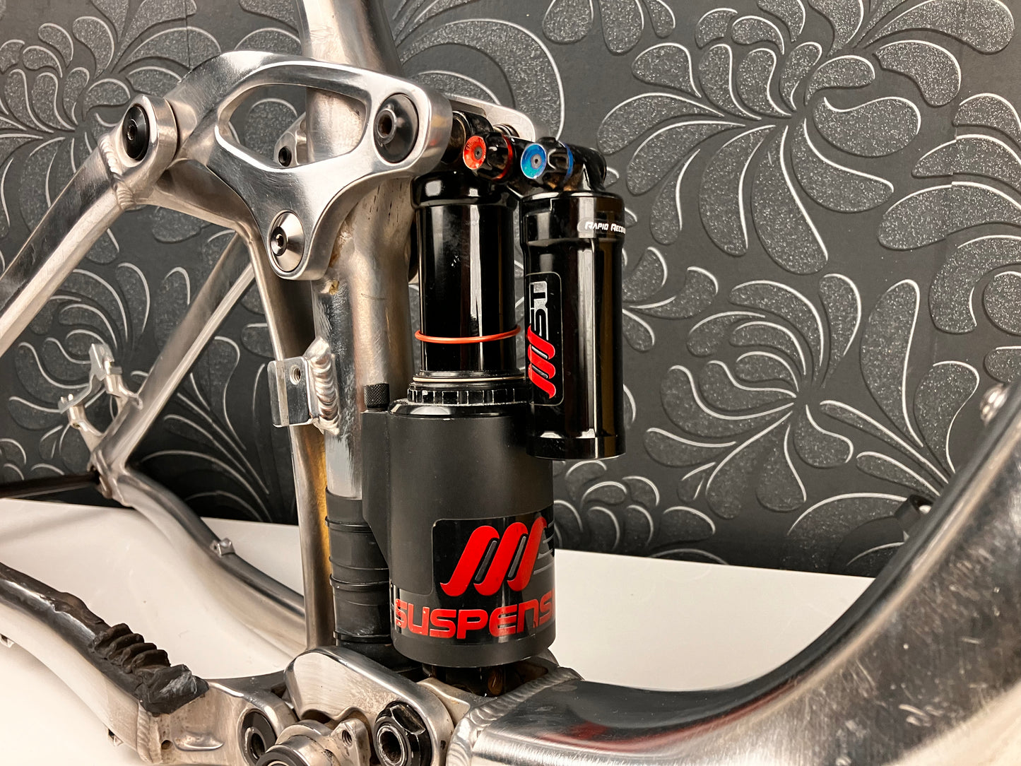 Rama GIANT REIGIN używana rozmiar L 27,5 z damperem