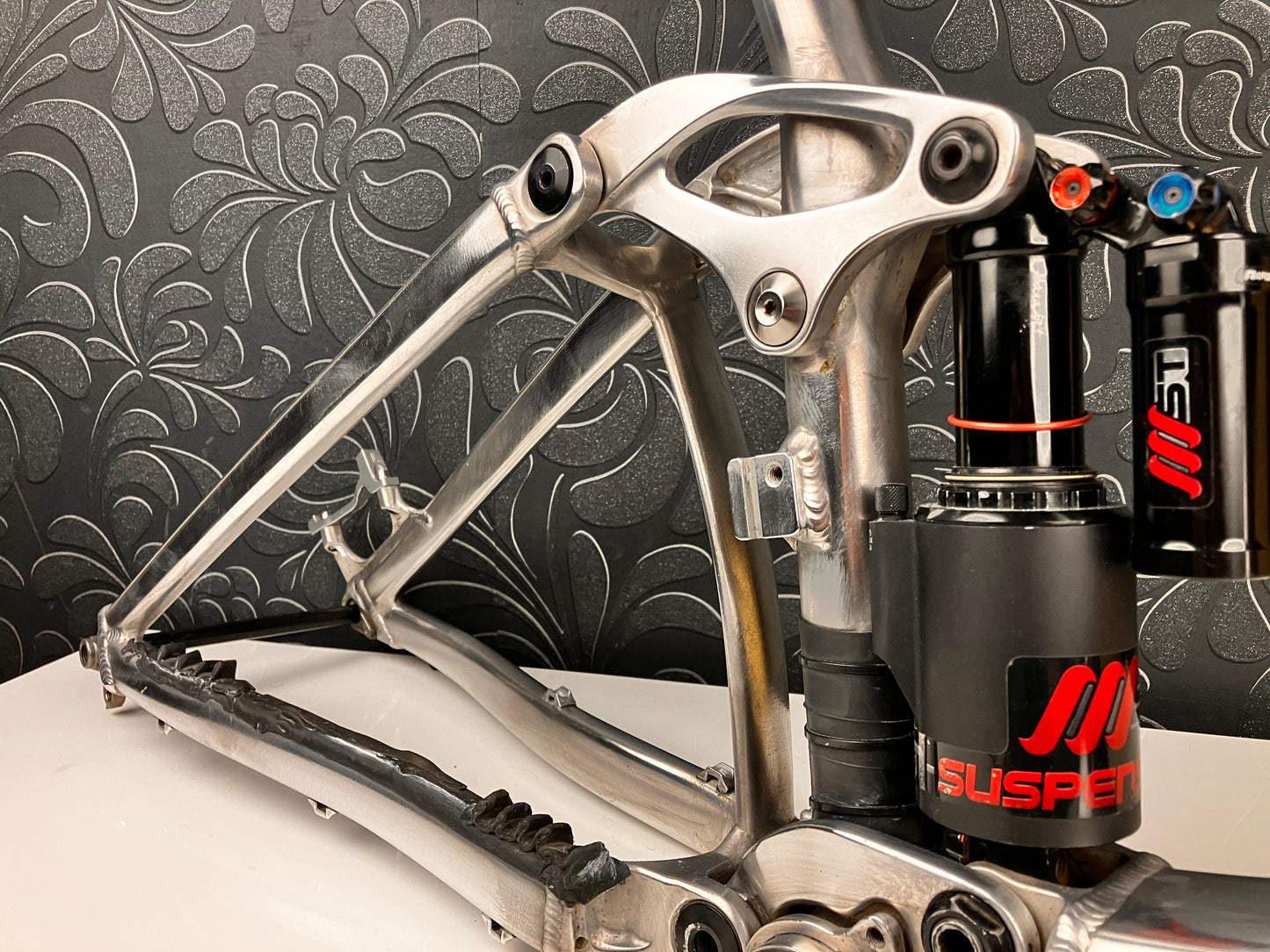 Rama GIANT REIGIN używana rozmiar L 27,5 z damperem