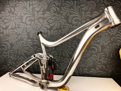 Rama GIANT REIGIN używana rozmiar L 27,5 z damperem