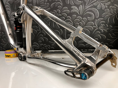 Rama GIANT REIGIN używana rozmiar L 27,5 z damperem