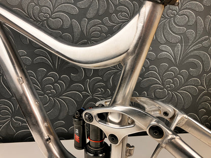 Rama GIANT REIGIN używana rozmiar L 27,5 z damperem